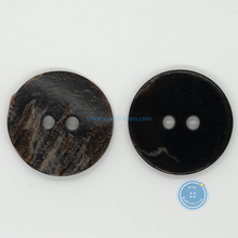 Load image into Gallery viewer, (2 pieces set) 31mm Hand-Made Horn Button
