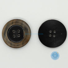 Load image into Gallery viewer, (2 pieces set) 30mm Hand-Made Horn Button
