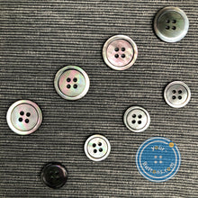 Load image into Gallery viewer, (3 pieces set) 9mm - 23mm Blacklip Mother of Pearl shell Button

