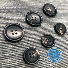 Load image into Gallery viewer, (3 pieces set) 15mm &amp; 20mm 4hole horn suit button Shiny Black with rim
